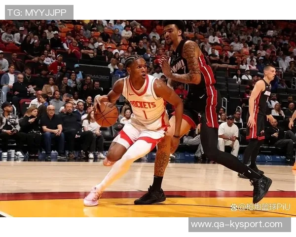火箭计划三方交易送走范乔丹全力追逐冠军后卫怀特