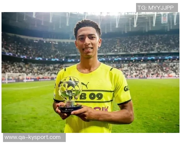 小贝林厄姆拒绝曼联租借因缺乏欧冠资格影响职业发展