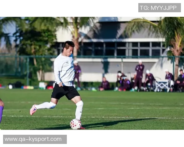 大连英博与山东泰山热身赛即将开战期待精彩对决